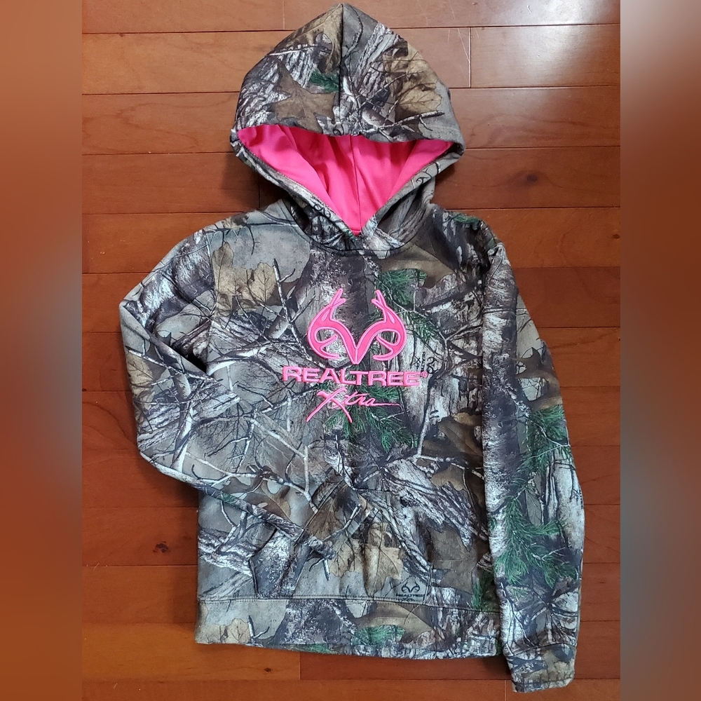 Realtree Big Kids Camo Hoodie with Pink Logo Size 10-12